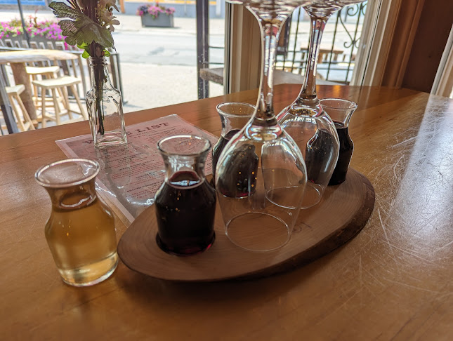 Broers Jansen Wine Bar - Hospitality and gastronomy