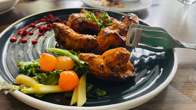 Opinii despre Spice & Saffron Indian Cusine Bar & Restaurant în Oakville - Hospitality and gastronomy