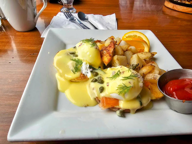 Birdy's Fine Casual Dining