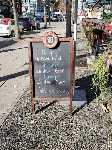 Opinii despre District Bar Restaurant Vancouver în Vancouver - Hospitality and gastronomy