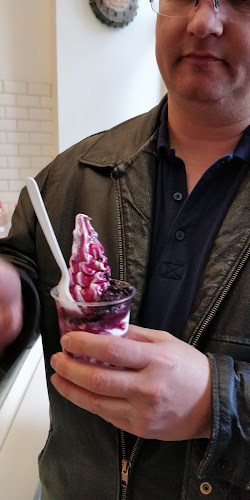 Soft Peaks Ice Cream - Hospitality and gastronomy