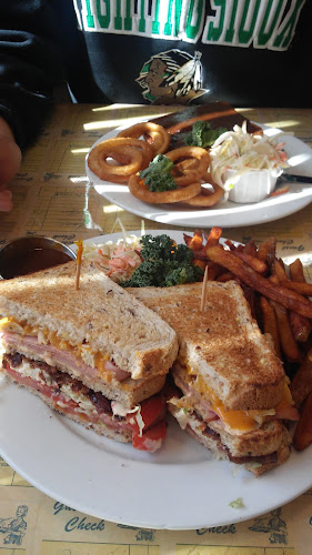 The Komfort Kitchen - Hospitality and gastronomy