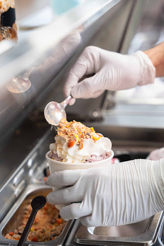 eZ Rolls Icecream - Hospitality and gastronomy