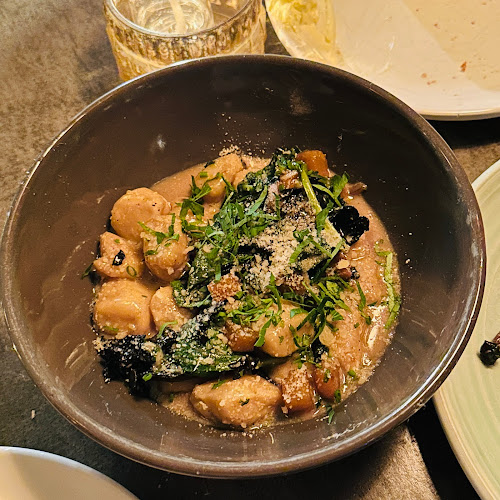 Opinii despre Grey Gardens în Toronto - Hospitality and gastronomy