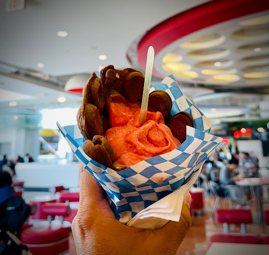 4720 604, Kingsway, Burnaby, BC V5H 4N2