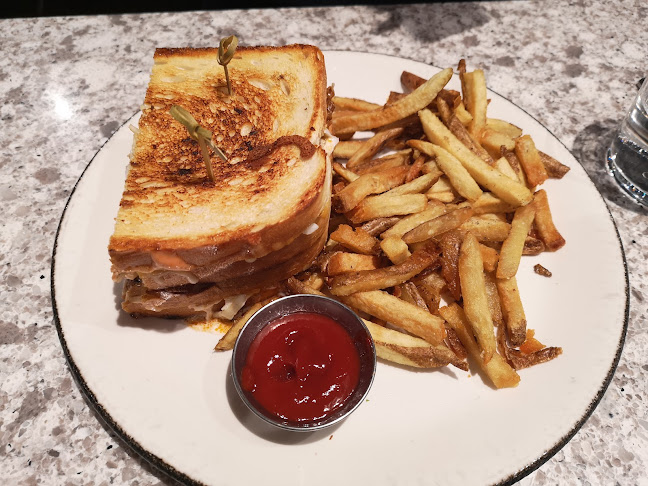 4261 Hwy 7, Unionville, ON L3R 9W6