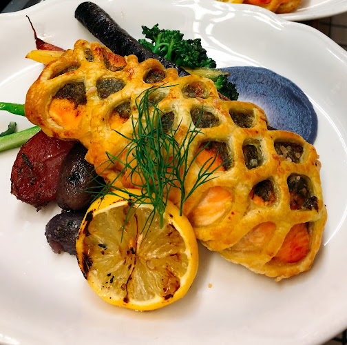 Resto Gare And Train Bar Bistro