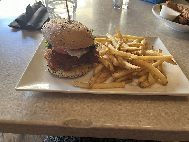 Opinii despre John Brown Richmond Street Grille în Charlottetown - Hospitality and gastronomy