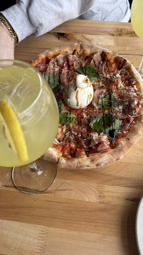 Opinii despre Antica Pizzeria & Ristorante în Niagara Falls - Hospitality and gastronomy