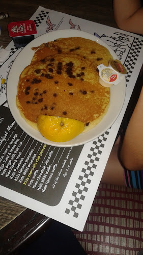 Comentarii opinii despre Fifty's Grill & Deli