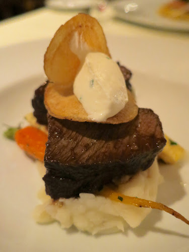 Opinii despre Bacchus Restaurant & Lounge în Vancouver - Hospitality and gastronomy