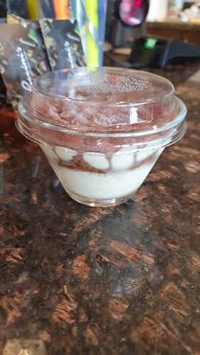 2027 Lonsdale Ave, North Vancouver, BC V7M 2K4