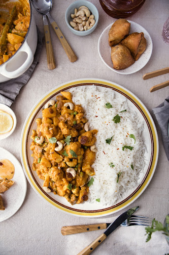 210 Somerset St W, Ottawa, ON K2P 0J4