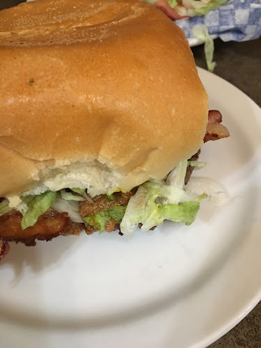 Comentarii opinii despre George's Burgers & Subs