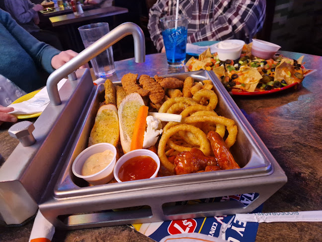 Jungle Jim's Eatery - Hospitality and gastronomy