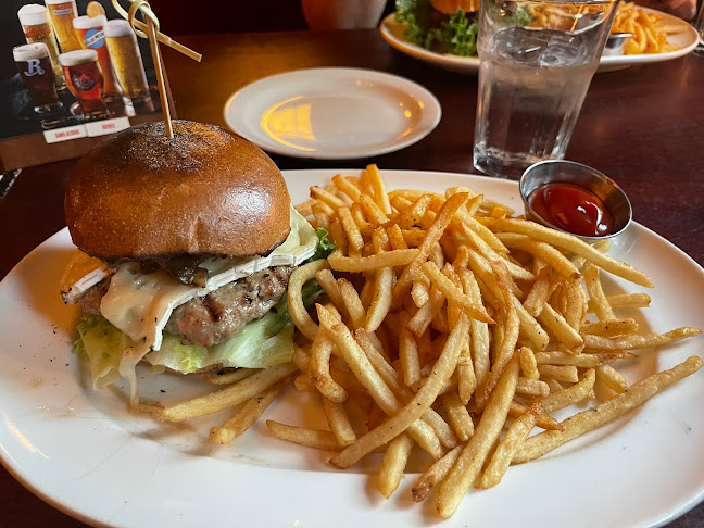 Opinii despre Bâton Rouge Grillhouse & Bar în Ottawa - Hospitality and gastronomy