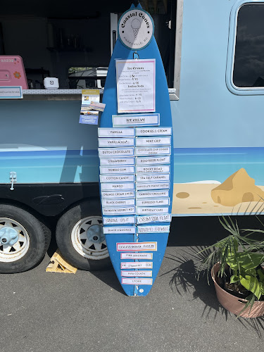 Opinii despre Coastal Cones Beachfront Ice Cream în Parksville - Hospitality and gastronomy