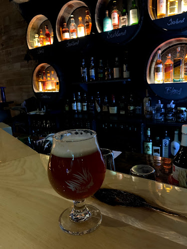 Moonshin'hers Café Bistro Inc. - Hospitality and gastronomy