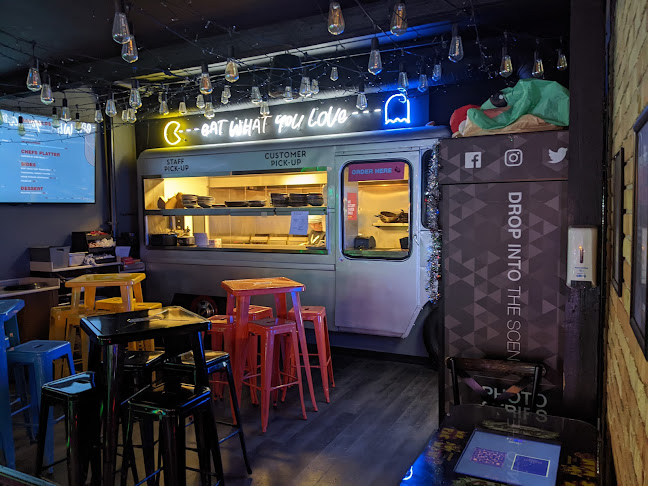 213 10 Ave SW, Calgary, AB T2R 0A4