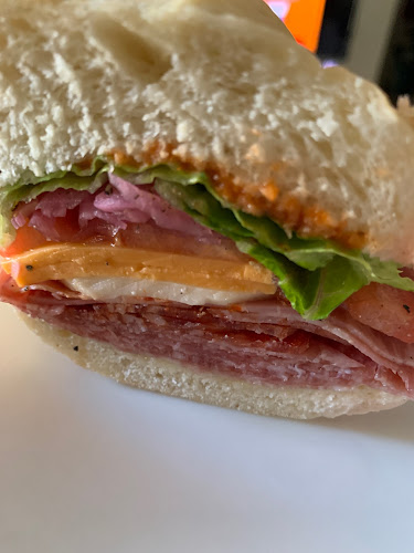 Opinii despre Calgary Italian Bakery în Calgary - Hospitality and gastronomy