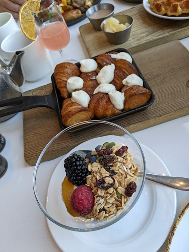 ARC RESTAURANT - Hospitality and gastronomy