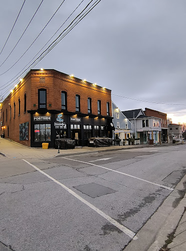 PORTSIDE Social Bar & Kitchen - Hospitality and gastronomy