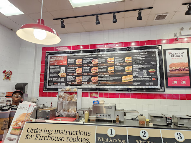 2014 Ogilvie Rd Unit 1, Gloucester, ON K1J 7N9