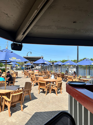 Comentarii opinii despre The Riverside Grill & Gazebo