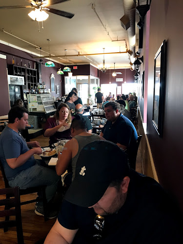 33 Queen St S A, Kitchener, ON N2G 1V8