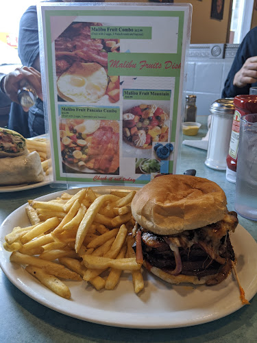 1622 Dundas St, London, ON N5W 3C4