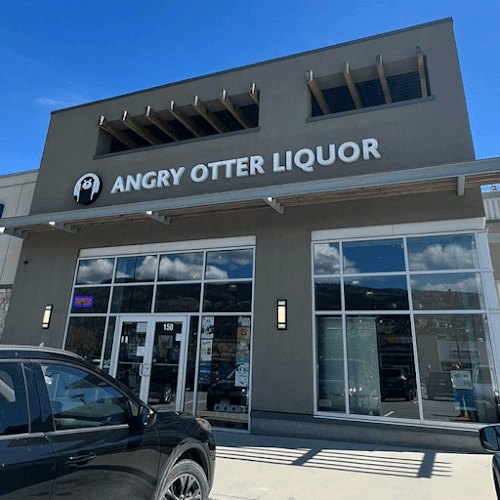 Angry Otter Liquor @ Okanagan Lake - Kelowna