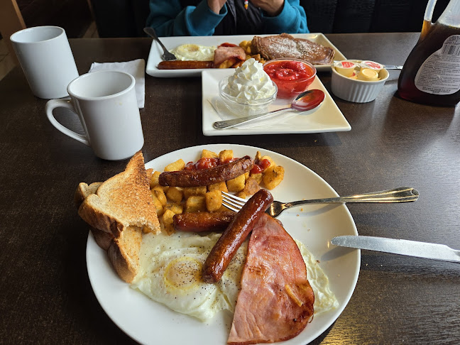 W Breakfast & Lunch - Fort St John