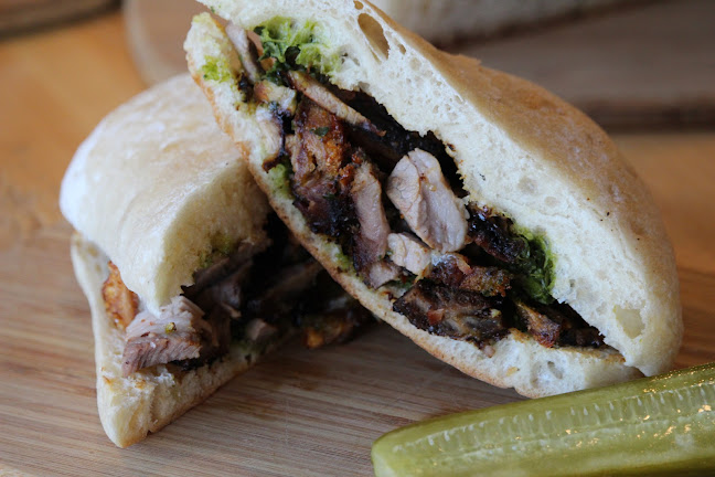 Comentarii opinii despre Empire Provisions