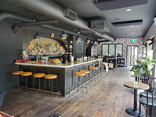 Maiden Lane Wine & Cocktail Bar - Hospitality and gastronomy