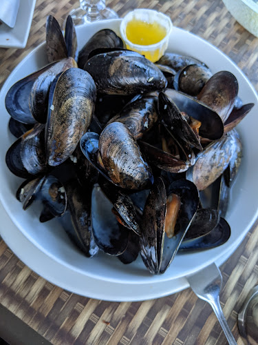 Opinii despre Carr's Oyster Bar în Stanley Bridge - Hospitality and gastronomy