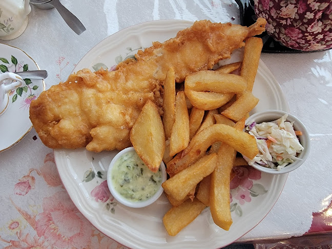 Queen Charlotte Tea Room - Hospitality and gastronomy