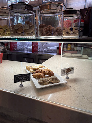 Comentarii opinii despre Coco Espresso Bar