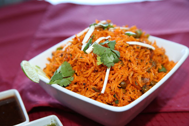 Opinii despre Doaba Sweets & Restaurant în Brampton - Hospitality and gastronomy