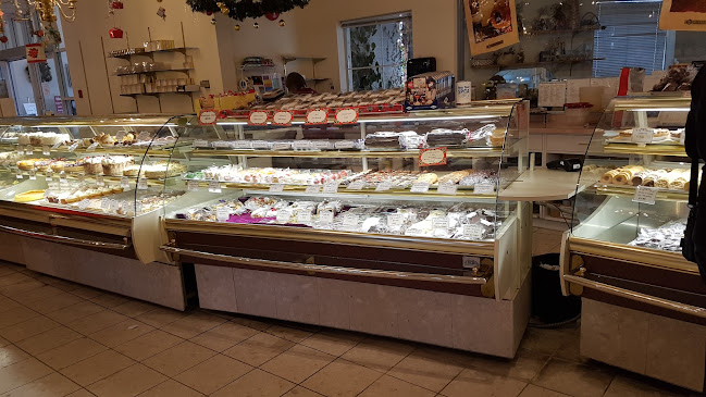 2025 Bowen Rd, Nanaimo, BC V9S 5W6