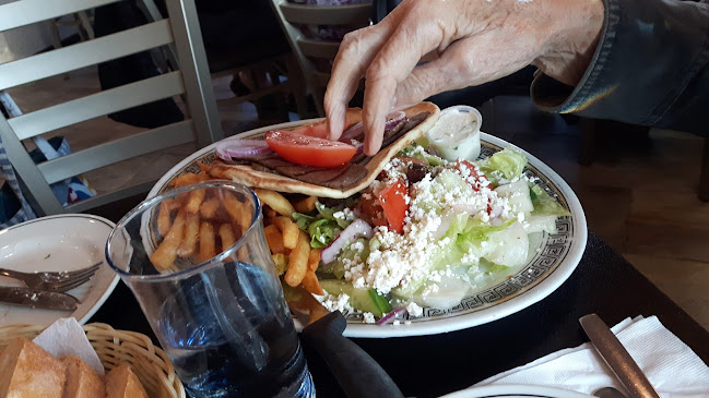 Thanasi's Olympus Greek Restaurant - Windsor