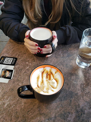 Big Feast Bistro - Hospitality and gastronomy