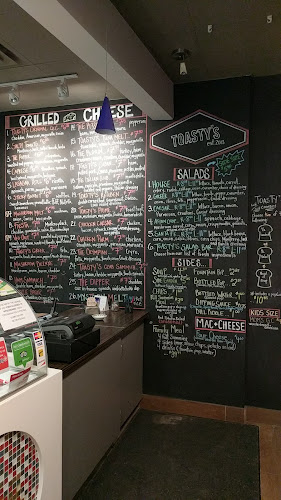Opinii despre Toasty's Grilled Cheese & Salad Bar în Windsor - Hospitality and gastronomy