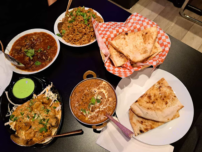 Royal Spice Indian & Hakka Chinese Restaurant - Hamilton
