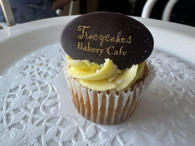 Tracycakes Bakery Cafe - Hospitality and gastronomy