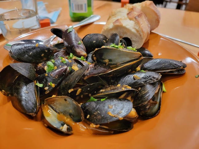 Opinii despre Tapagria Spanish Tapas Restaurant în Thornhill - Hospitality and gastronomy