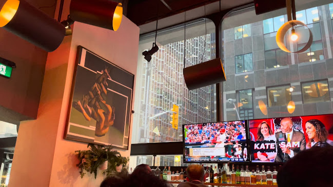 Comentarii opinii despre Walrus Pub & Beer Hall