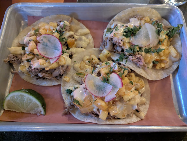 Opinii despre CRAFT Beer Market English Bay în Vancouver - Hospitality and gastronomy