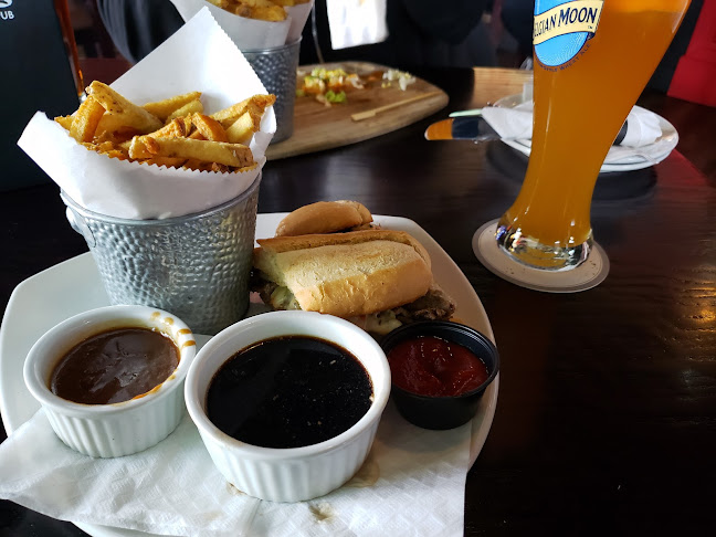 Opinii despre Ceili's Royal Oak în Calgary - Hospitality and gastronomy