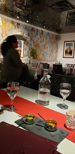 Spice & Saffron Indian Cusine Bar & Restaurant - Oakville