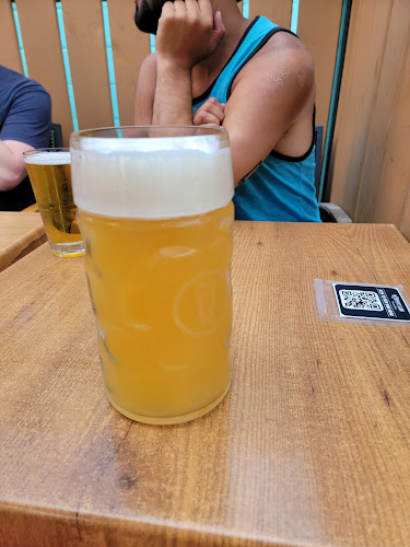 1702 Queen St E, Toronto, ON M4L 1G6